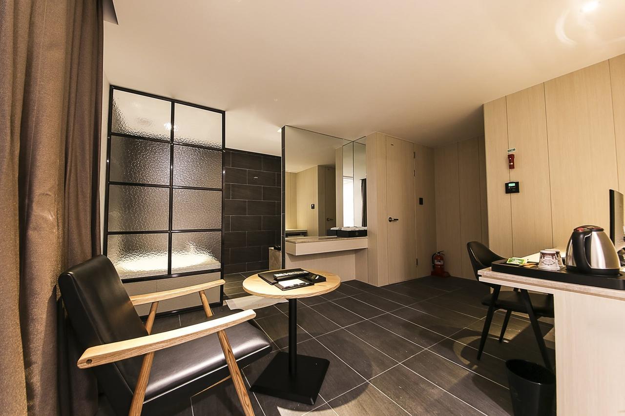 Centralperson Pyeongtaek Hotel Dış mekan fotoğraf